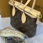 Sac a main Louis Vuitton "NeverFull BB" 20cm
