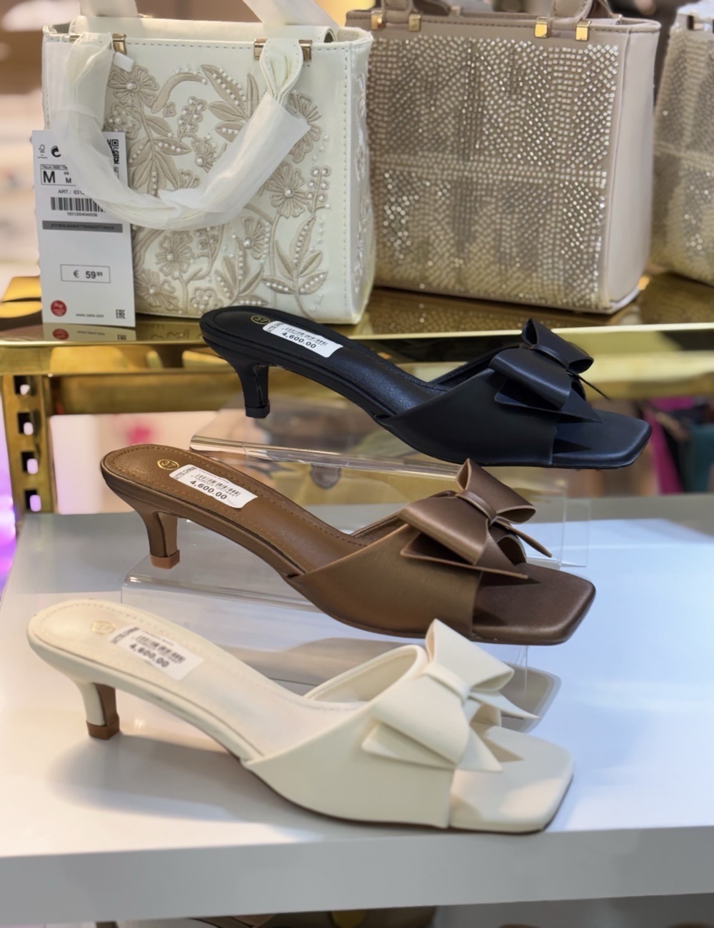 IMG_2537 Sabot – Image 1