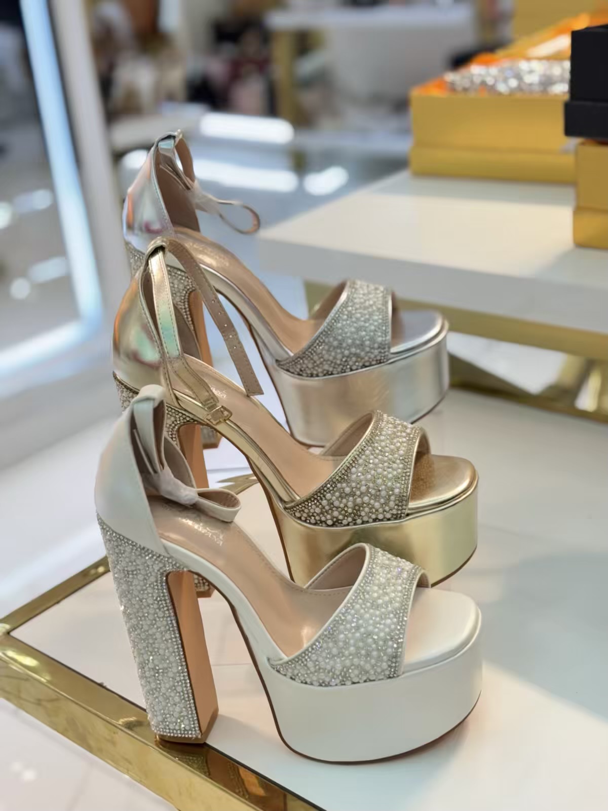 IMG_2776-compressed Sandale – Image 1