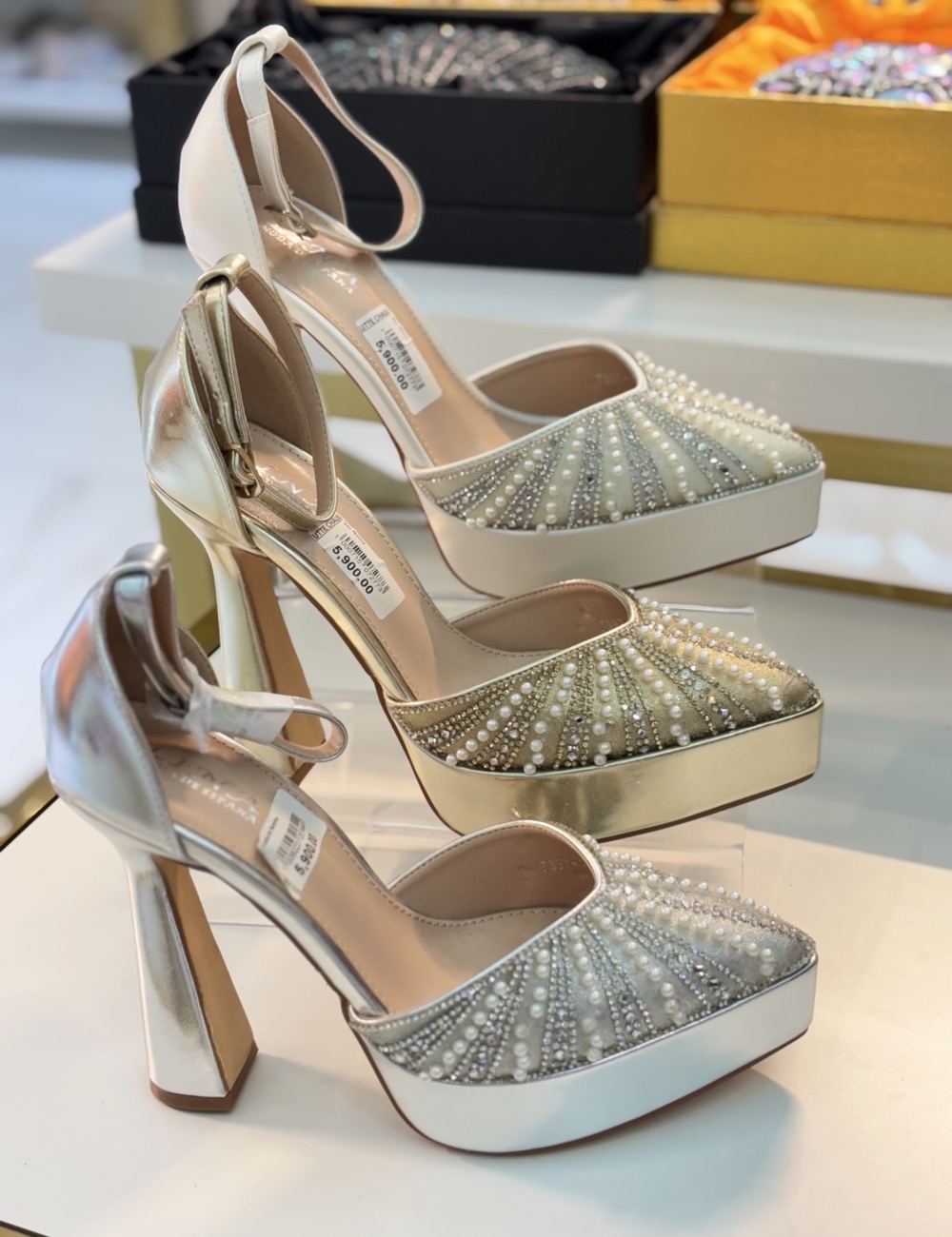 IMG_2786 Soulier sandale / 7397-2340 – Image 1