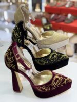 SOULIER SANDALE /  DM-48